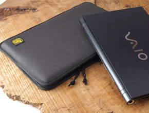 VAIO Zシリーズ専用　薄型キャリングケース/ファスナータイプ
