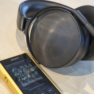 オーディオ機器 ヘッドフォン ソニーのヘッドホンの頂点!「MDR-Z1R」がやってきた。<音質チェック オーディオ機器 ヘッドフォン ソニーのヘッドホンの頂点!「MDR-Z1R」がやってきた。<音質チェック