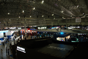 1002ceatec4.jpg