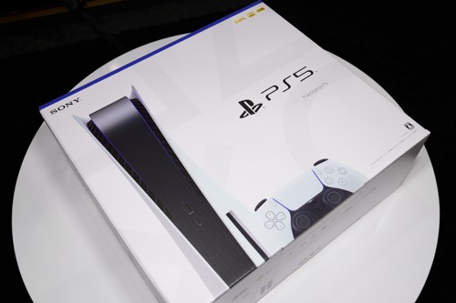 フルオプで買った、「PS5」一式が、やってきた！！ - 店長のつぶやき 