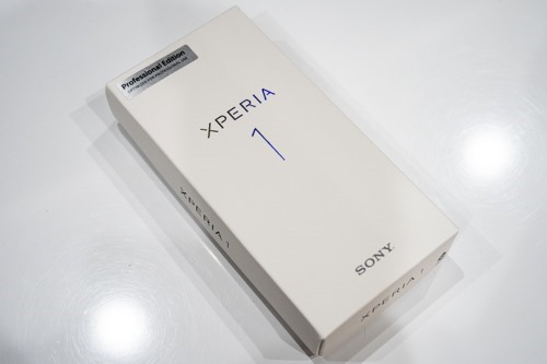 Xperia 1 Professional Edition（J9150）」、展示開始。 - 店長の 