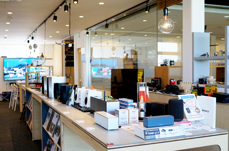 店内にはソニー製品が沢山展示しております